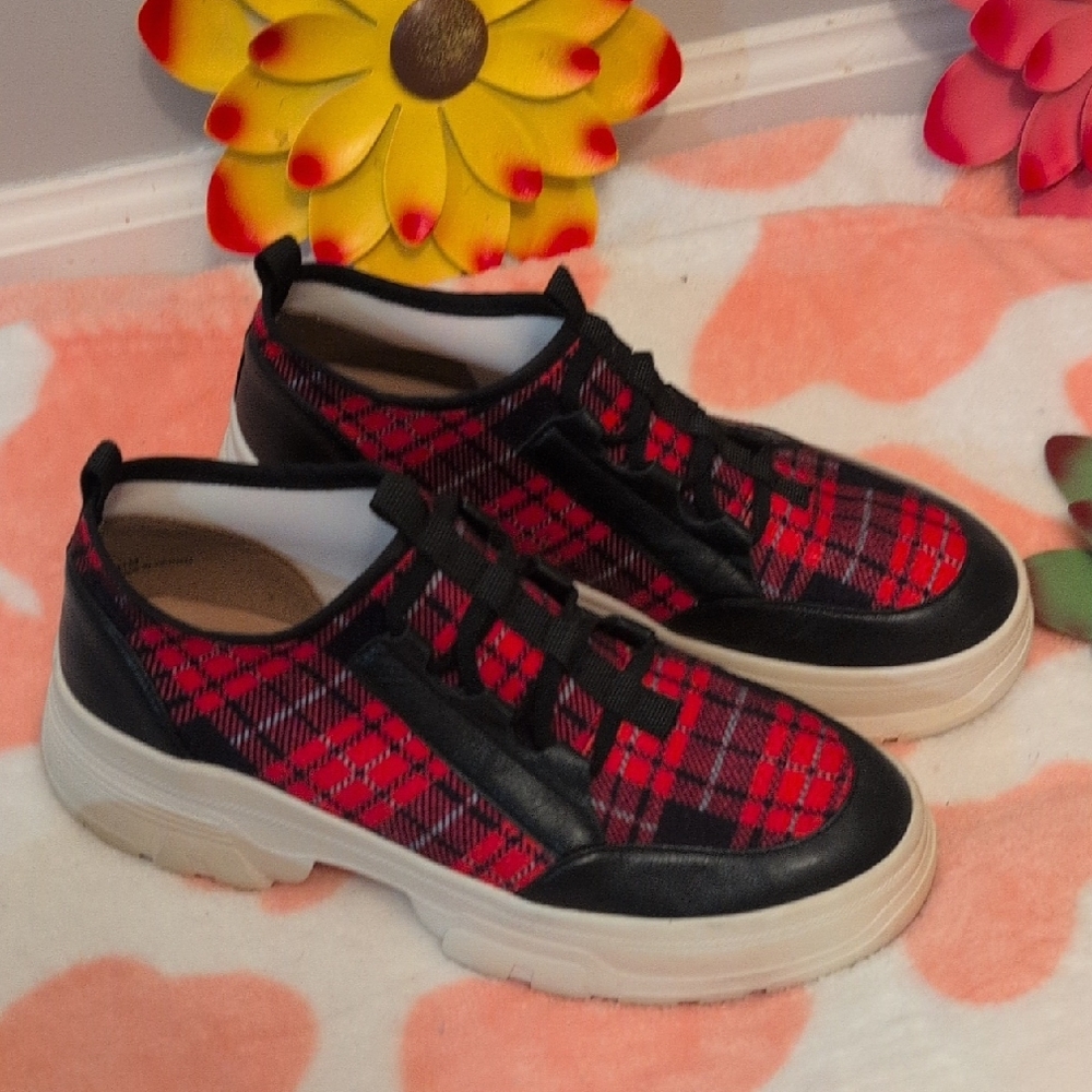 Paolo Red and Black Plaid Sneakers